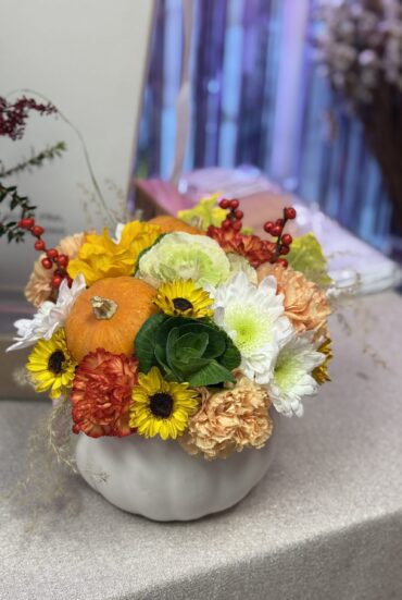 0. Thanksgiving Floral pumpkin