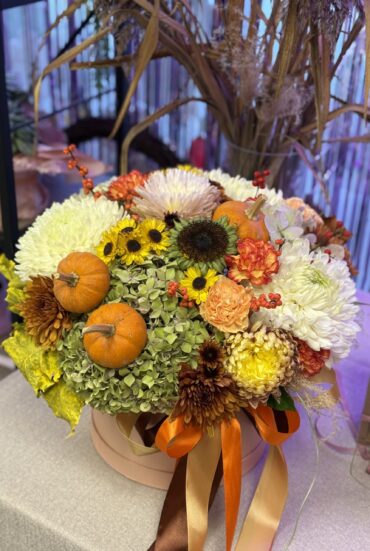 0. Thanksgiving Floral Box