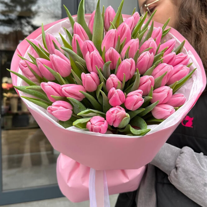 A1 Elegant Pink Tulips Bouquet - Image 2