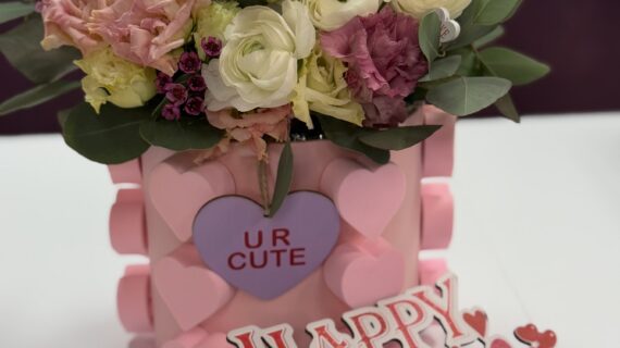 F30 "UR CUTE" Valentine’s Day Arrangement 💕🌸 - Image 4